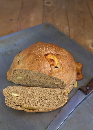 Gouda/Stout Bread