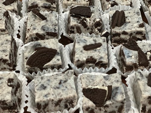 Fudge - Cookies & Cream (4 pack)