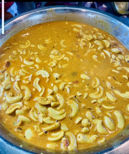 Cashew coconut curry
