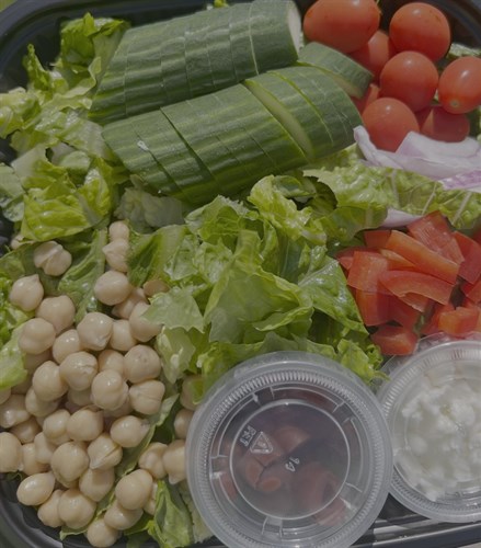 Greek Salad & Chickpeas