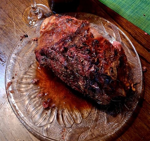 Lamb leg roast bone in