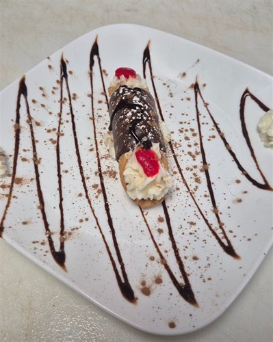 Tuscany Cannoli